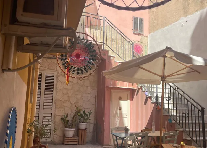 לינה וארוחת בוקר Marchese Santandrea ליקאטה