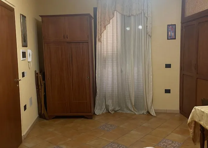 Marchese Santandrea לינה וארוחת בוקר ליקאטה