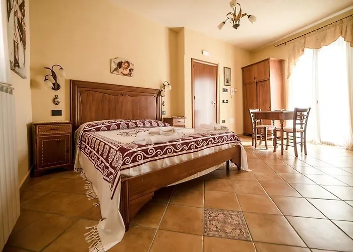 Marchese Santandrea فندق مبيت وإفطار ليكاتا